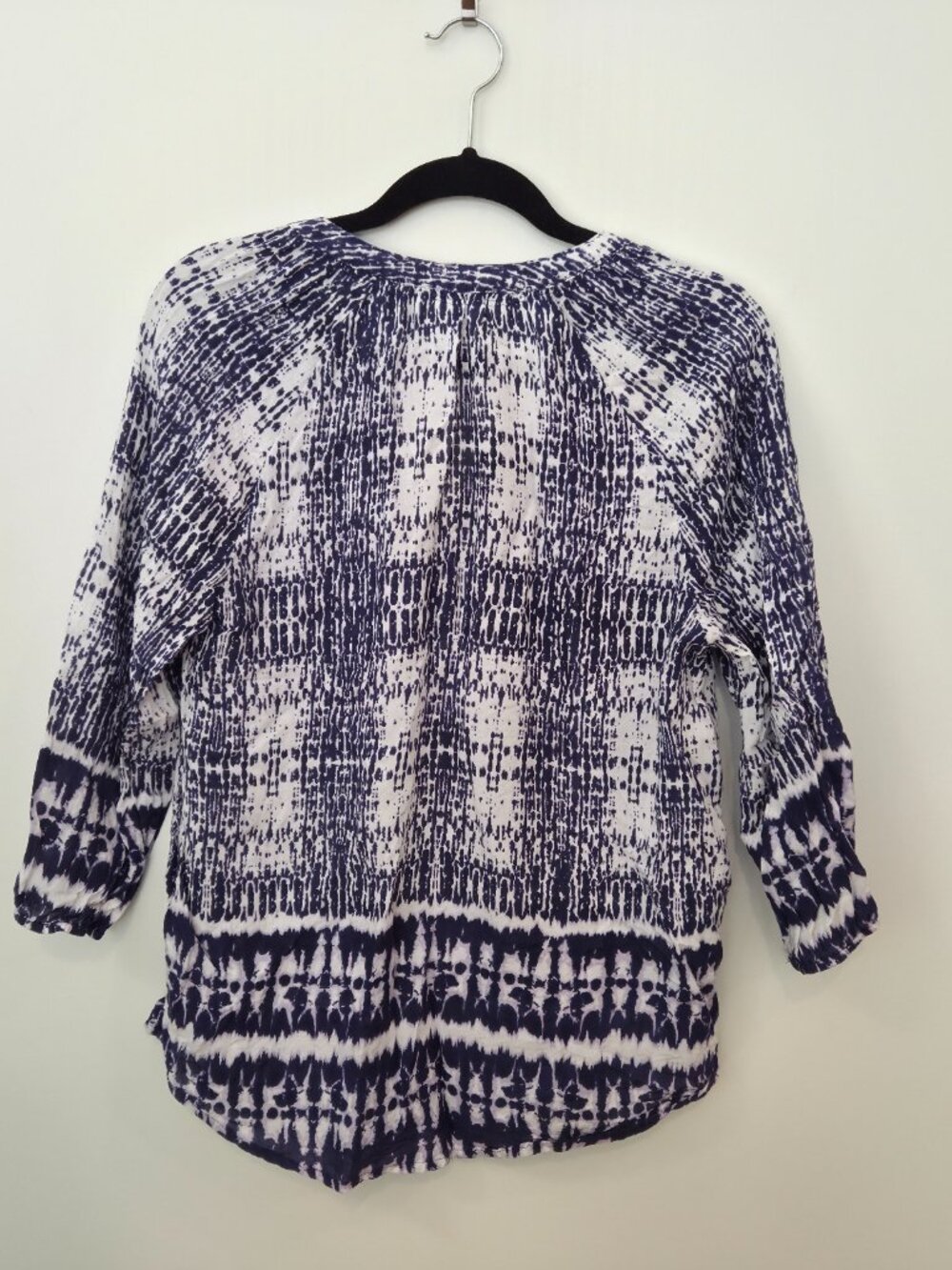 BLL New York Blue White Batik Boho Top Size S/P - Picture 2 of 7